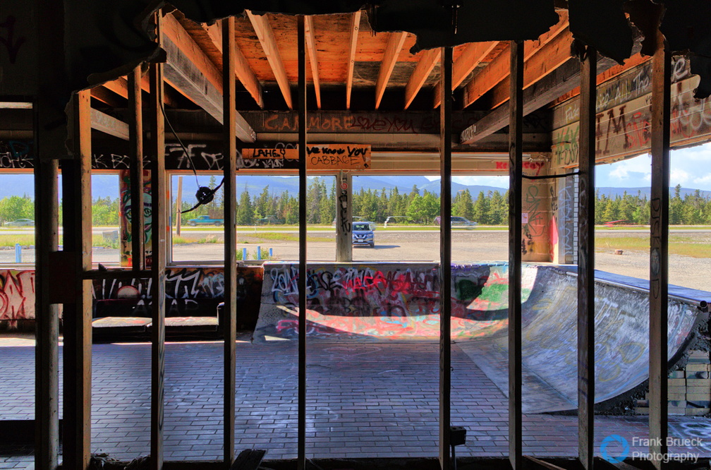 Abandoned_Gas_Station_Trans_Canada_Hwy_AB_CAN021.jpg