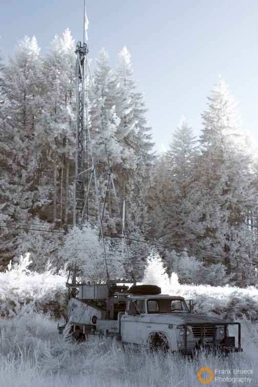 Old_Truck_Vancouver_Island_IR_BC_CAN002.jpg