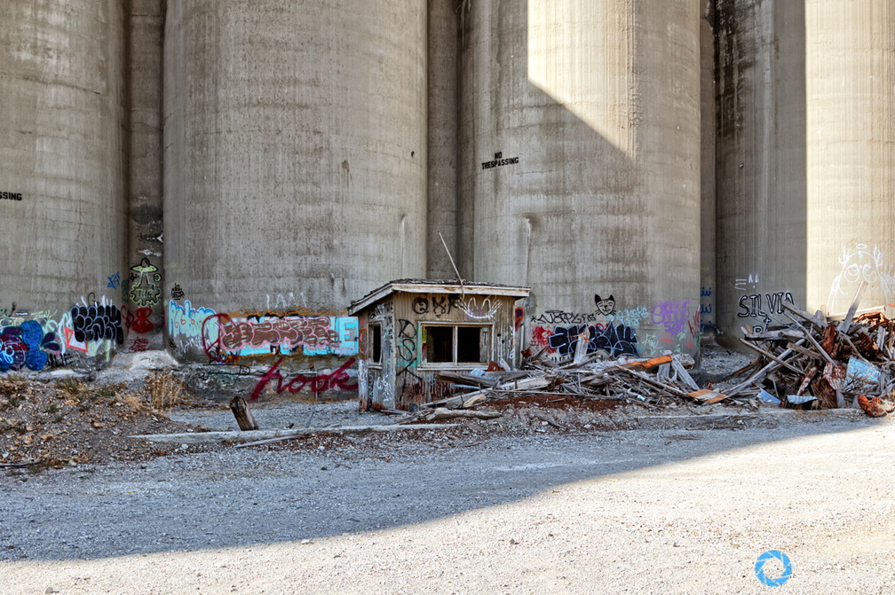 Abandoned_Lime_Cement_Plant_OR_USA004.jpg