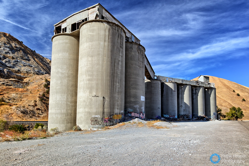 Abandoned_Lime_Cement_Plant_OR_USA007.jpg