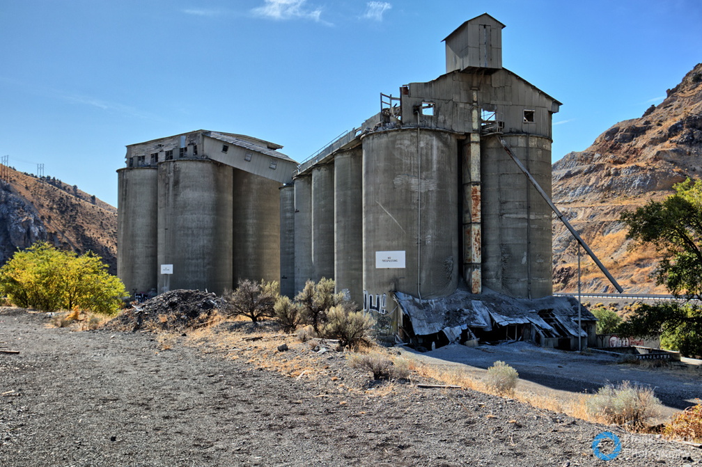 Abandoned_Lime_Cement_Plant_OR_USA016.jpg