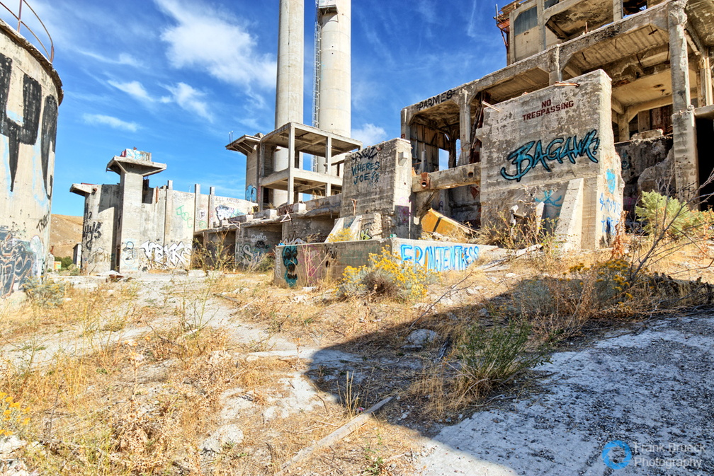 Abandoned_Lime_Cement_Plant_OR_USA022.jpg