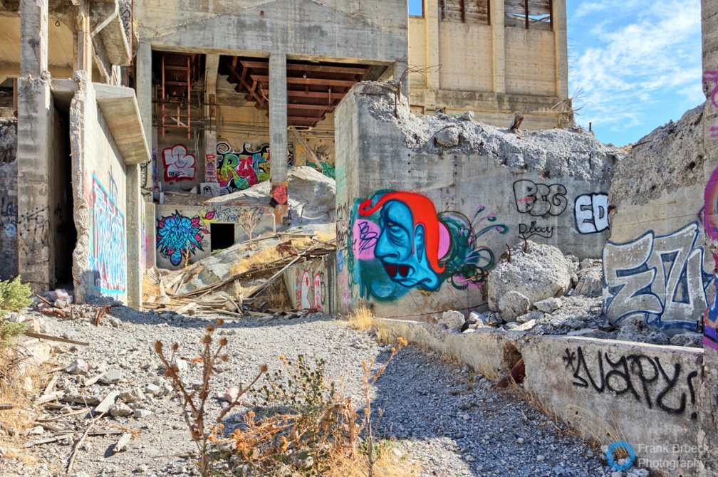 Abandoned_Lime_Cement_Plant_OR_USA023.jpg