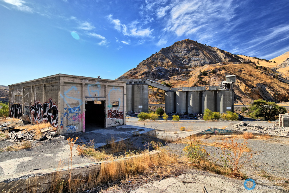 Abandoned_Lime_Cement_Plant_OR_USA027.jpg