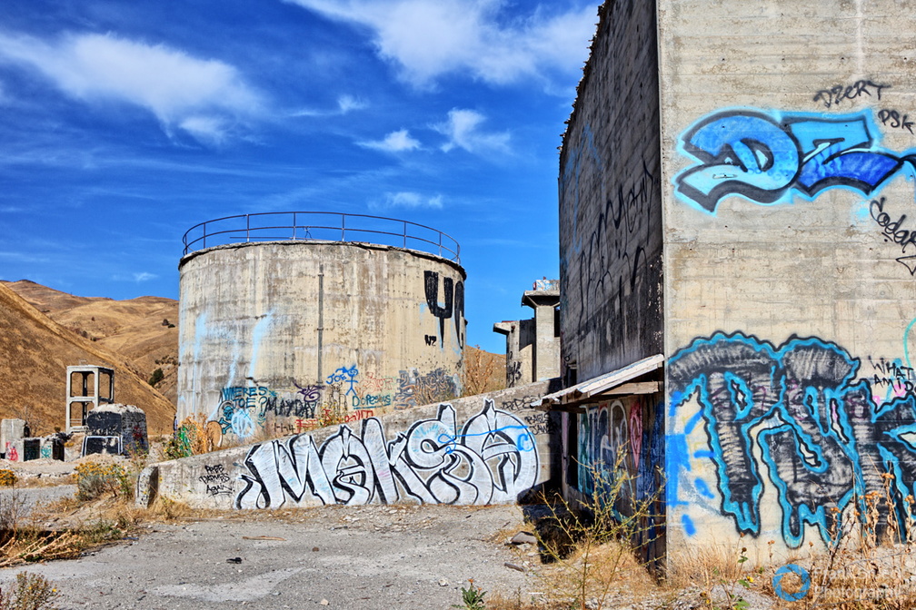 Abandoned_Lime_Cement_Plant_OR_USA030.jpg