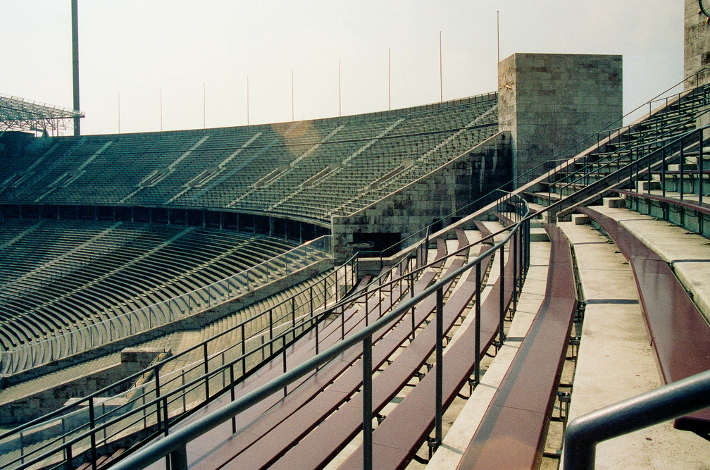 Olympiastadion_Berlin_198904_CO_DEU009.jpg