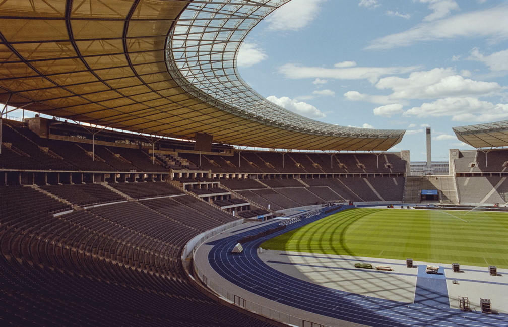 Olympiastadion_Berlin_202005_CO_DEU005.jpg