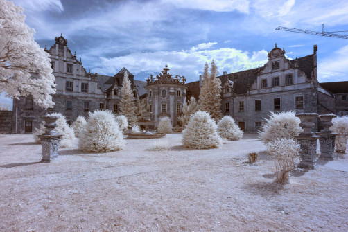 Schloss Vitzenburg Aussenansicht Infrarotfotografie