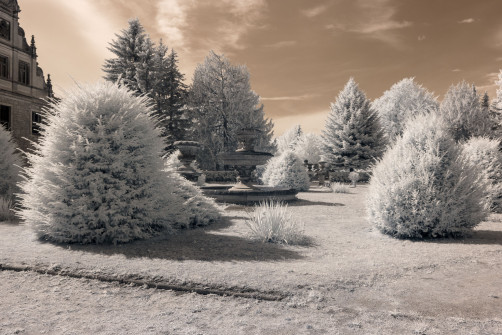 Schloss Vitzenburg Aussenansicht Infrarotfotografie