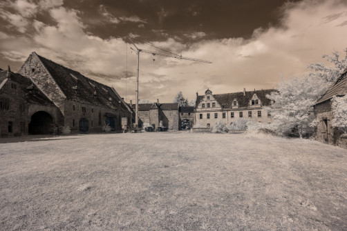 Schloss Vitzenburg Aussenansicht Infrarotfotografie